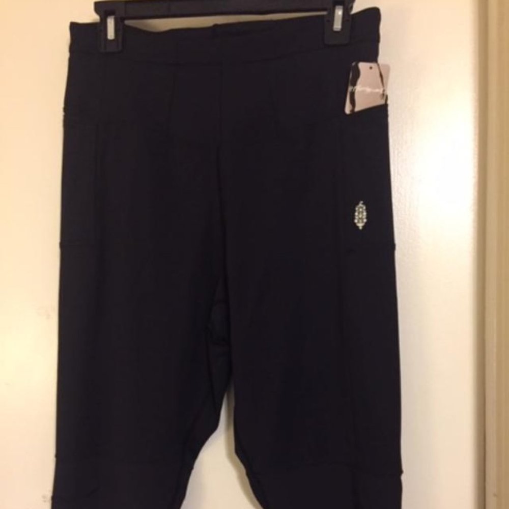 Closing. Final. Free People Leggings